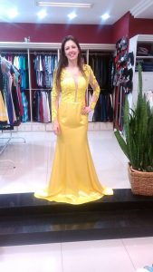 Está chegando o dia da sua formatura ou festa especial? Veja lindos vestidos... 210