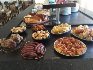 E hoje tem novidade no Restaurante Autos da Borússia: buffet de café colonial 100