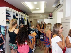 Dione Modas faz grande festa em lançamento da Coleção de Inverno da B27 e Lezalez 764