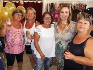 Dione Modas faz grande festa em lançamento da Coleção de Inverno da B27 e Lezalez 780