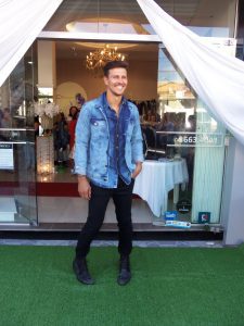 Dione Modas faz grande festa em lançamento da Coleção de Inverno da B27 e Lezalez 748