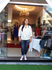 Dione Modas faz grande festa em lançamento da Coleção de Inverno da B27 e Lezalez 804