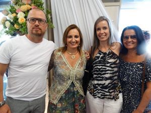 Dione Modas faz grande festa em lançamento da Coleção de Inverno da B27 e Lezalez 832