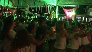 1º carnaval da praia Santa Rita em Terra de Areia é um sucesso 74