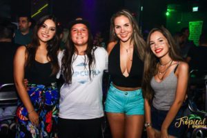 Carnaval com Mc Jean Paul no Tropical Eventos 396