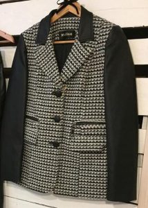 Casacos de lã batida com 50% de desconto em até 10x nos cartões nas Lojas Dione Modas 102