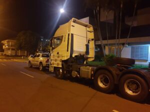 Caminhão furtado de concessionária é localizado em Osório