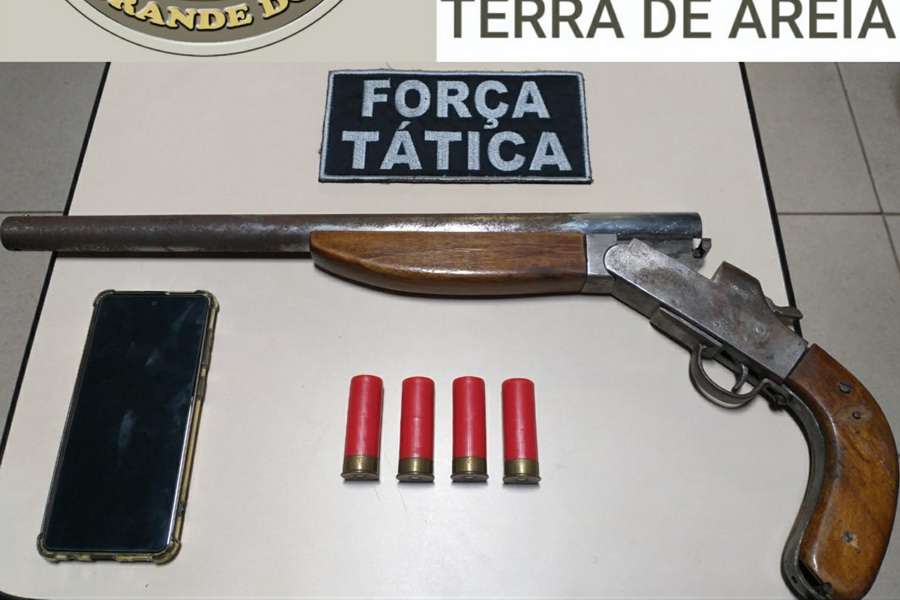 Preso homem que ameaçava pessoas com arma em Terra de Areia