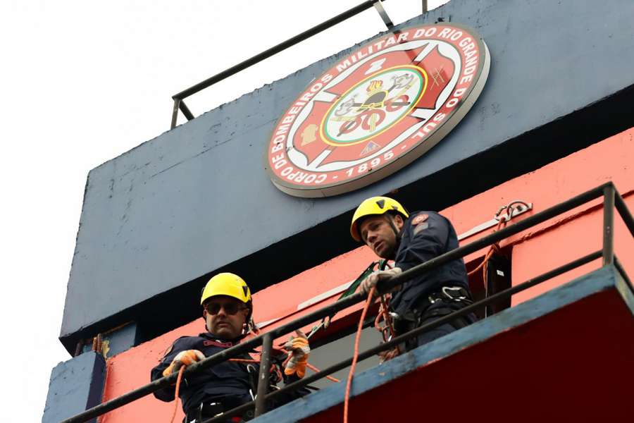 Corpo de bombeiros de Osório recebe diversos novos equipamentos de salvamento 97 Corpo de bombeiros de Osório recebe diversos novos equipamentos de salvamento 96