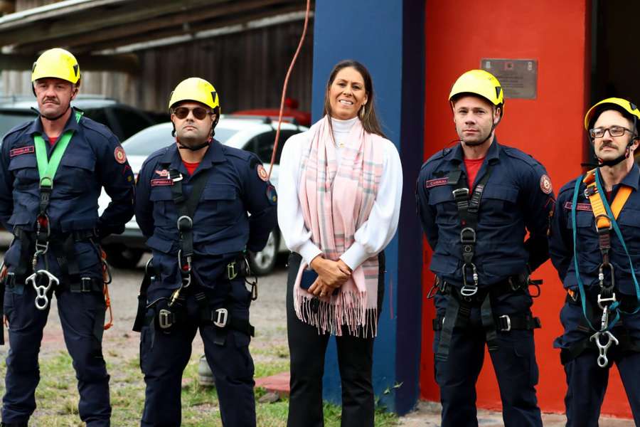 Corpo de bombeiros de Osório recebe diversos novos equipamentos de salvamento 105 Corpo de bombeiros de Osório recebe diversos novos equipamentos de salvamento 104