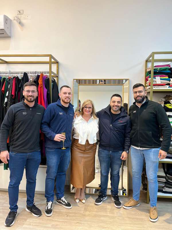 Dione Modas unifica lojas: melhor atendimento e conveniência aos clientes 293 Dione Modas unifica lojas: melhor atendimento e conveniência aos clientes 292