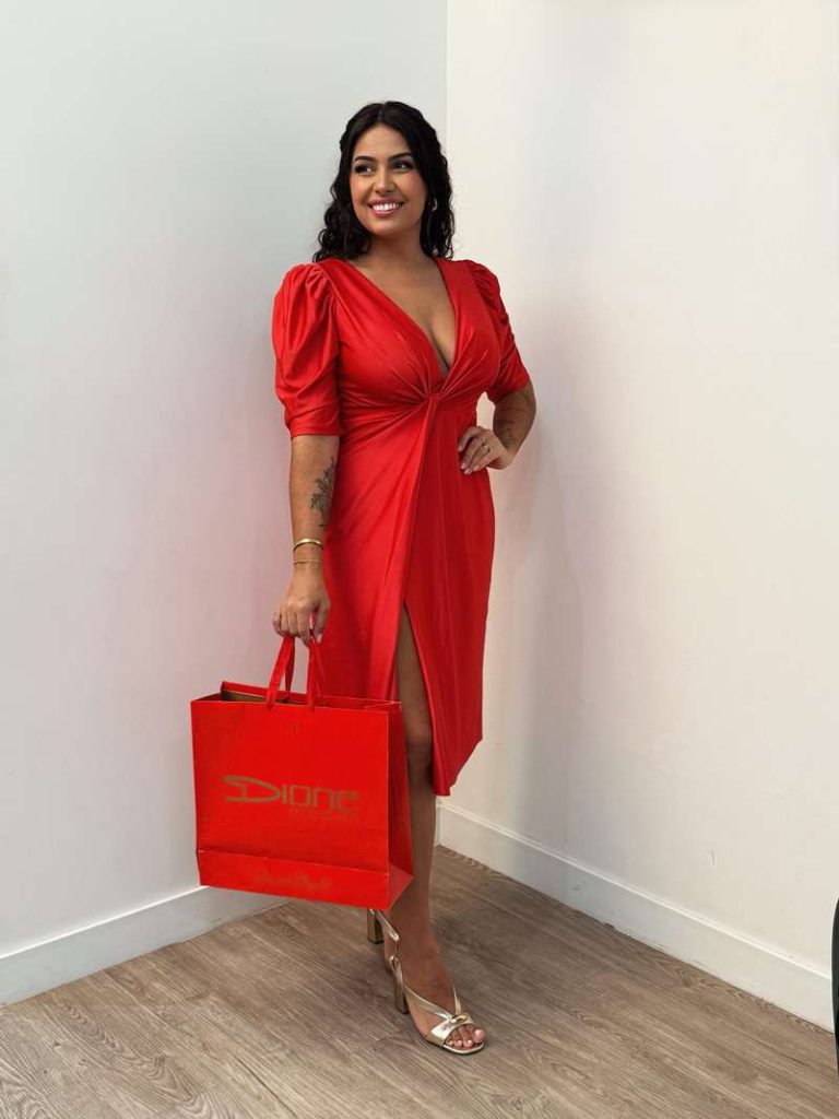 Vestidos de festa deslumbrantes: veja as novidades da Dione Modas 269 Vestidos de festa deslumbrantes: veja as novidades da Dione Modas 268