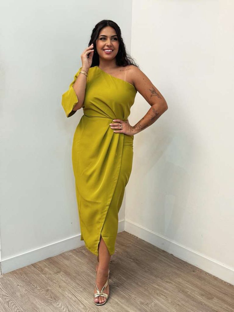 Vestidos de festa deslumbrantes: veja as novidades da Dione Modas 263 Vestidos de festa deslumbrantes: veja as novidades da Dione Modas 262