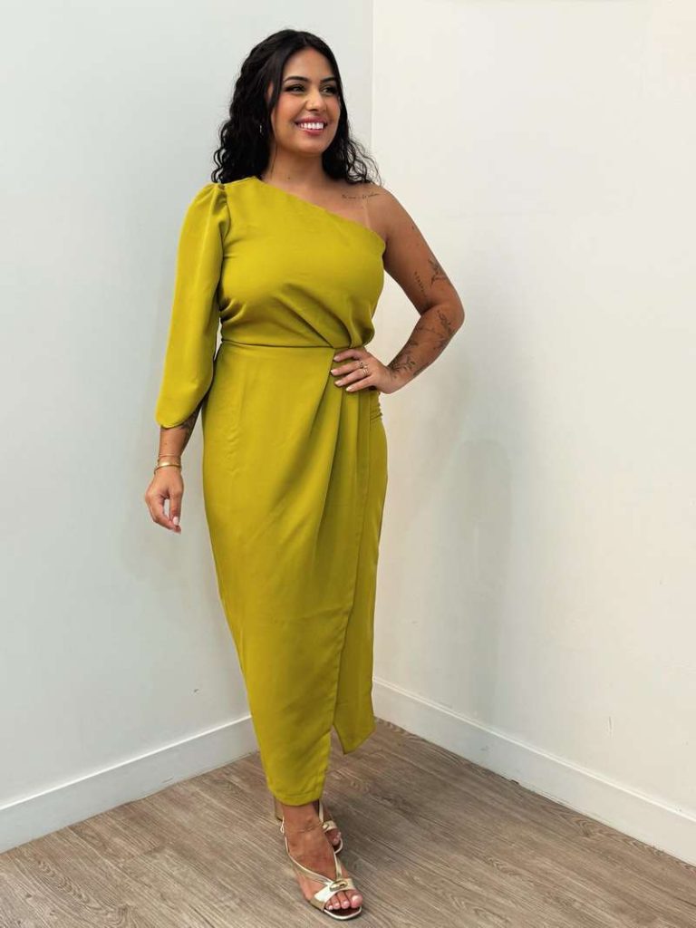 Vestidos de festa deslumbrantes: veja as novidades da Dione Modas 273 Vestidos de festa deslumbrantes: veja as novidades da Dione Modas 272