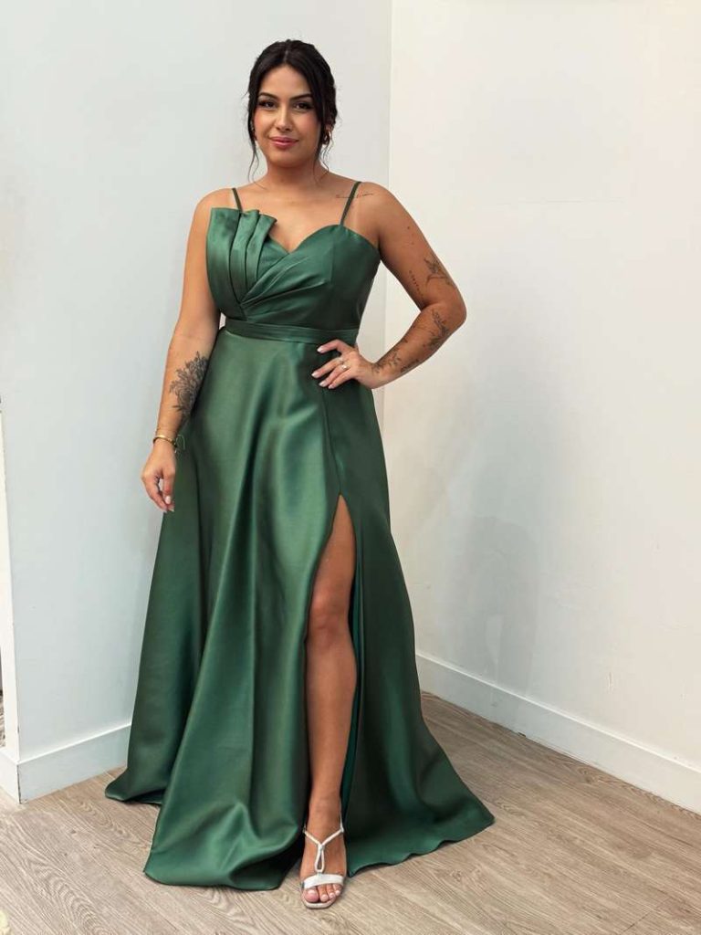 Vestidos de festa deslumbrantes: veja as novidades da Dione Modas 267 Vestidos de festa deslumbrantes: veja as novidades da Dione Modas 266