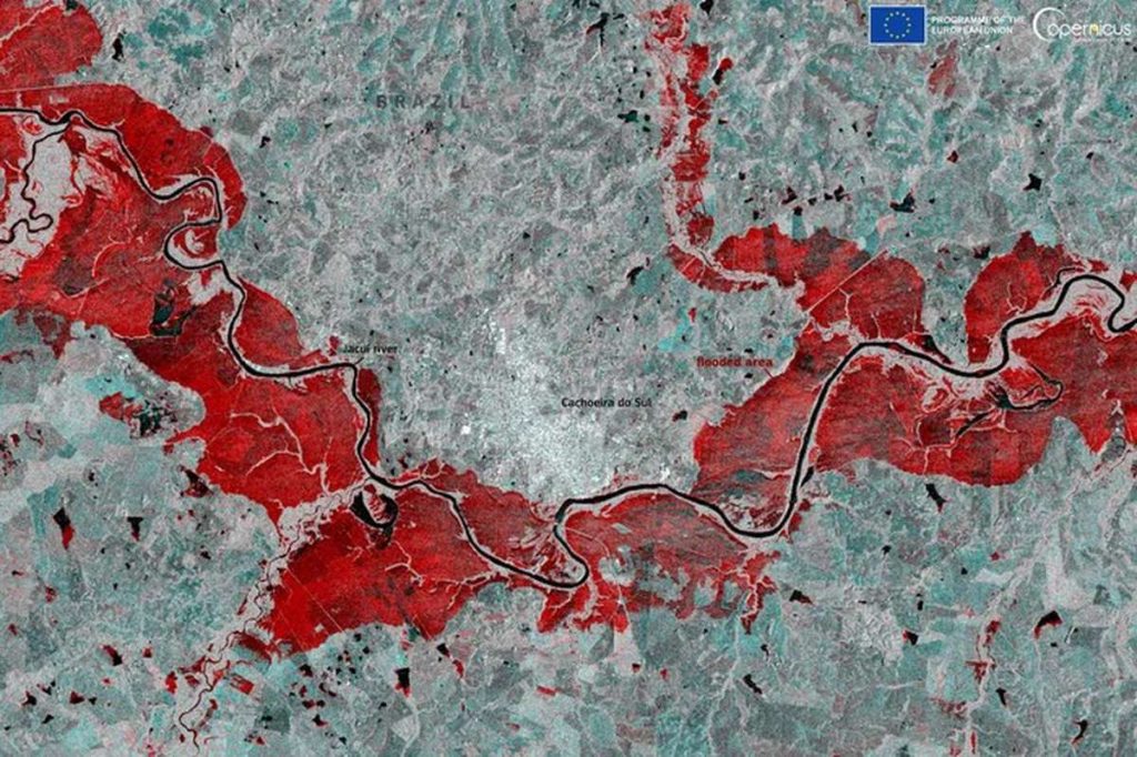 Imagens de satélite mostram enchente no Rio Grande do Sul