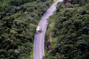 Rota do Sol, Aquaplanagem causa acidente na Rota do Sol, Homem, Rota do Sol, Acidente com capotamento, Acidente na Rota do Sol