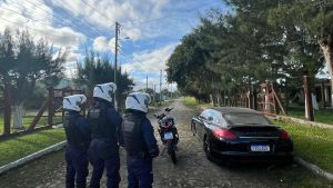 270 mil parados na calçada