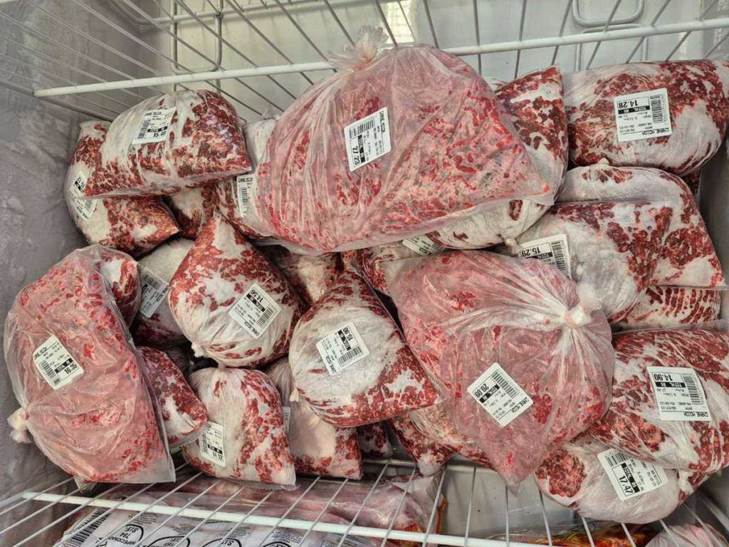 RS: fiscalização flagra mercados com produtos vencidos e armazenamento irregular