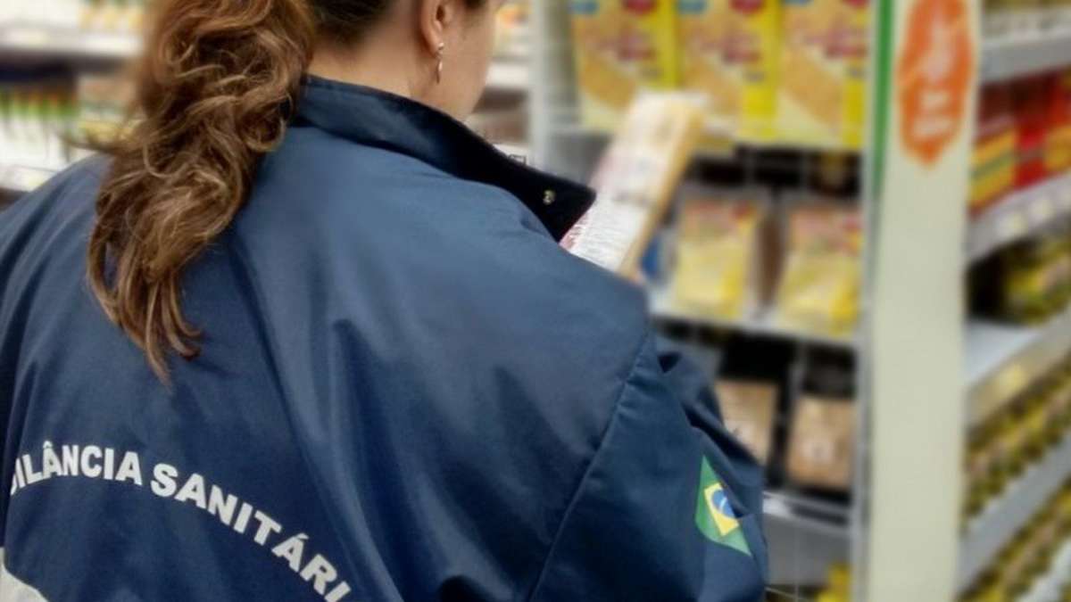 Padaria e açougue de supermercado são interditados em Tramandaí