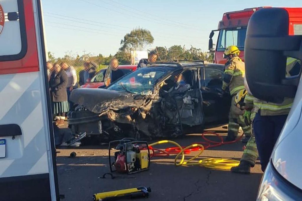 Acidente na Estrada do Mar deixa seis feridos