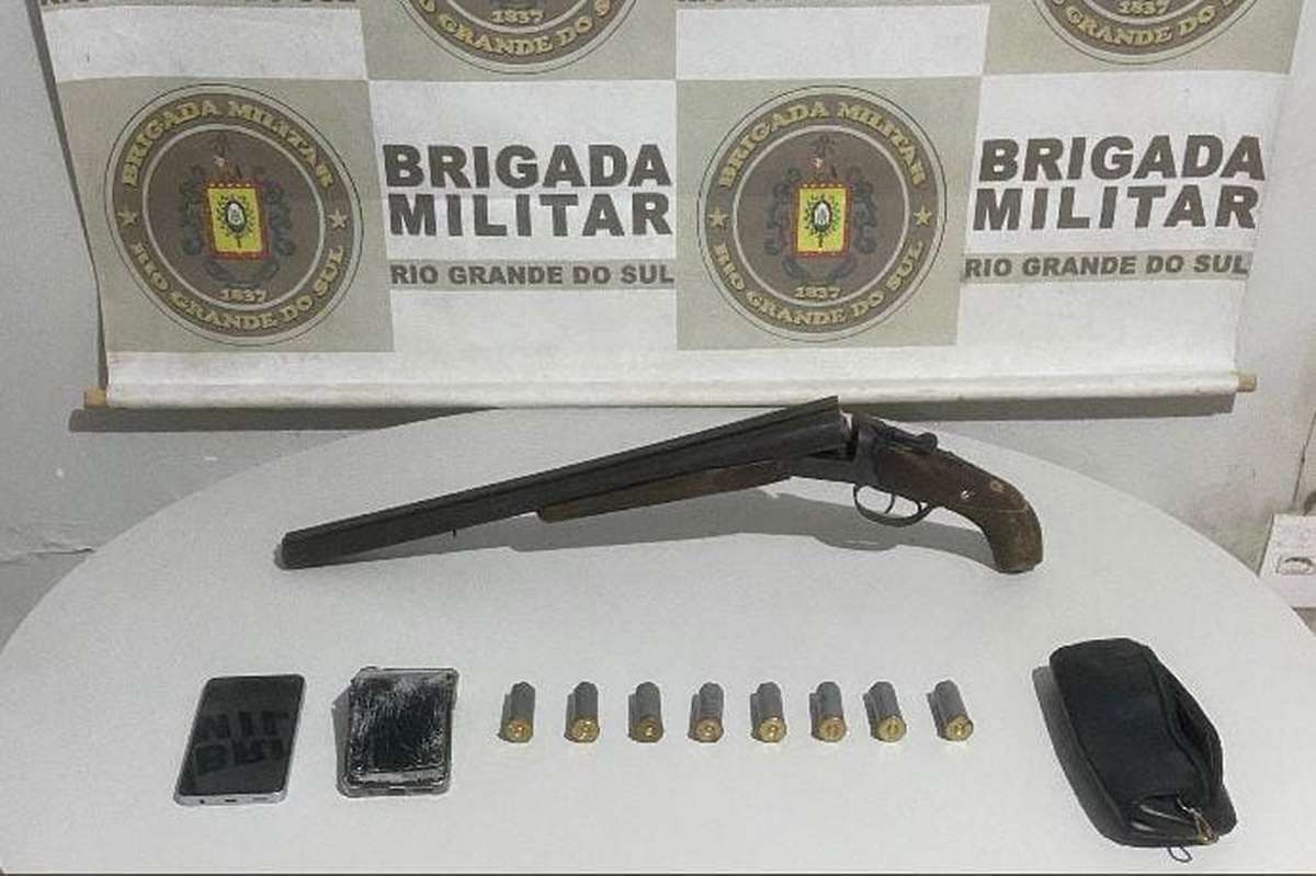 Brigada Militar prende foragido por homicídio e casal com histórico criminal no Litoral Norte