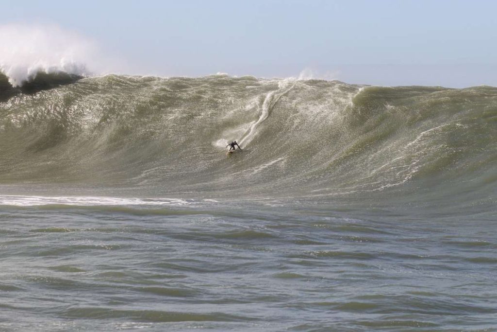 Ciclone na costa do RS pode ter gerado novo recorde no surfe 152