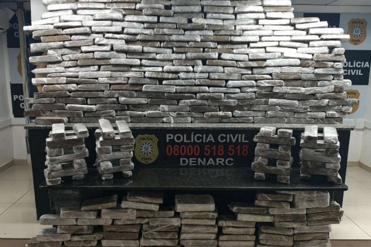 Polícia Civil impede entrega de 300kg de maconha na beira-mar de Torres