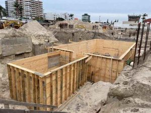 Um monstro de concreto surge em Capão da Canoa. O que ele vai sustentar?