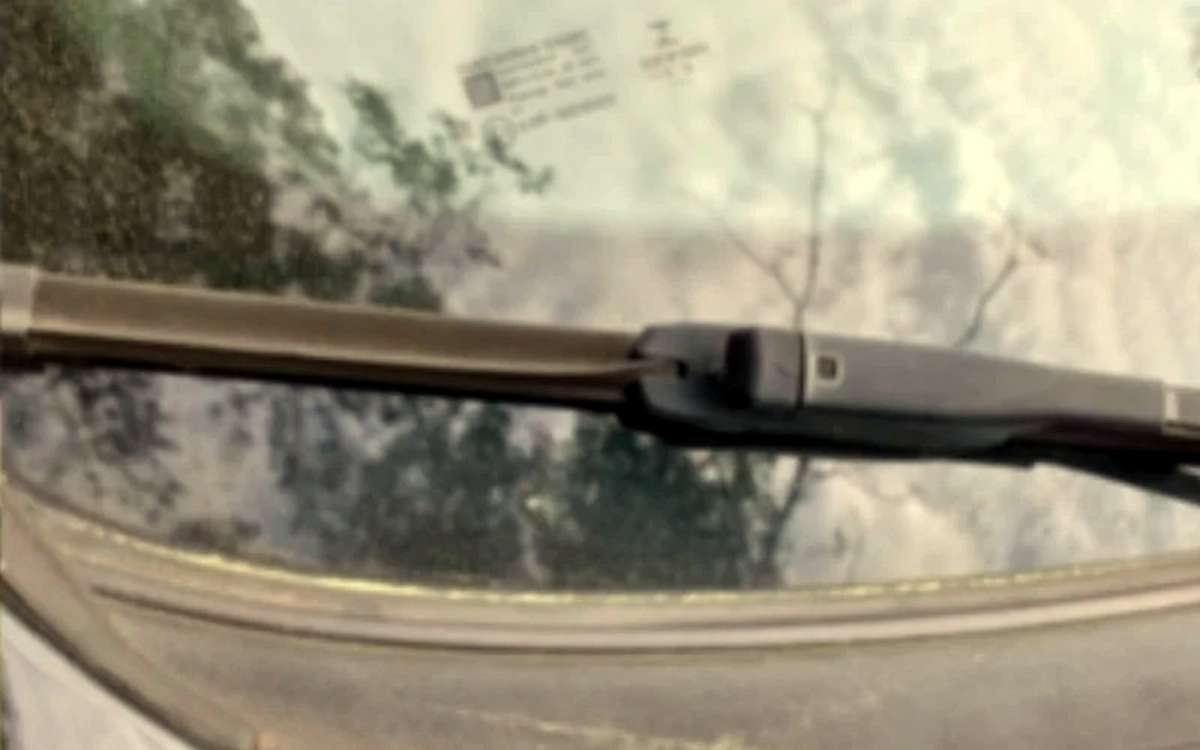 Substância amarela reaparece no RS e causa curiosidade: especialistas explicam