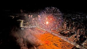 Bloqueios, Réveillon 2026 em Torres terá show nacional e 15 min de fogos