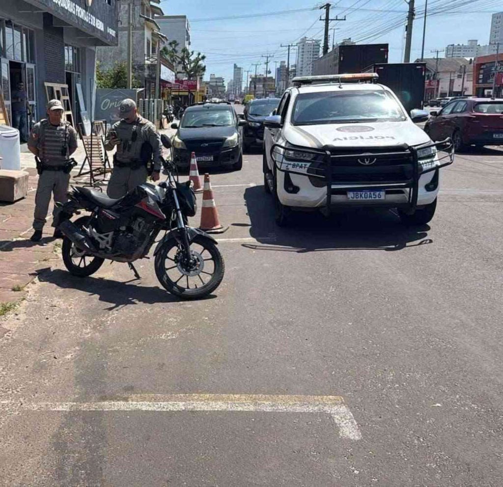 Roubo com lesões: foragido é preso após atacar loja de eletrônicos em Tramandaí