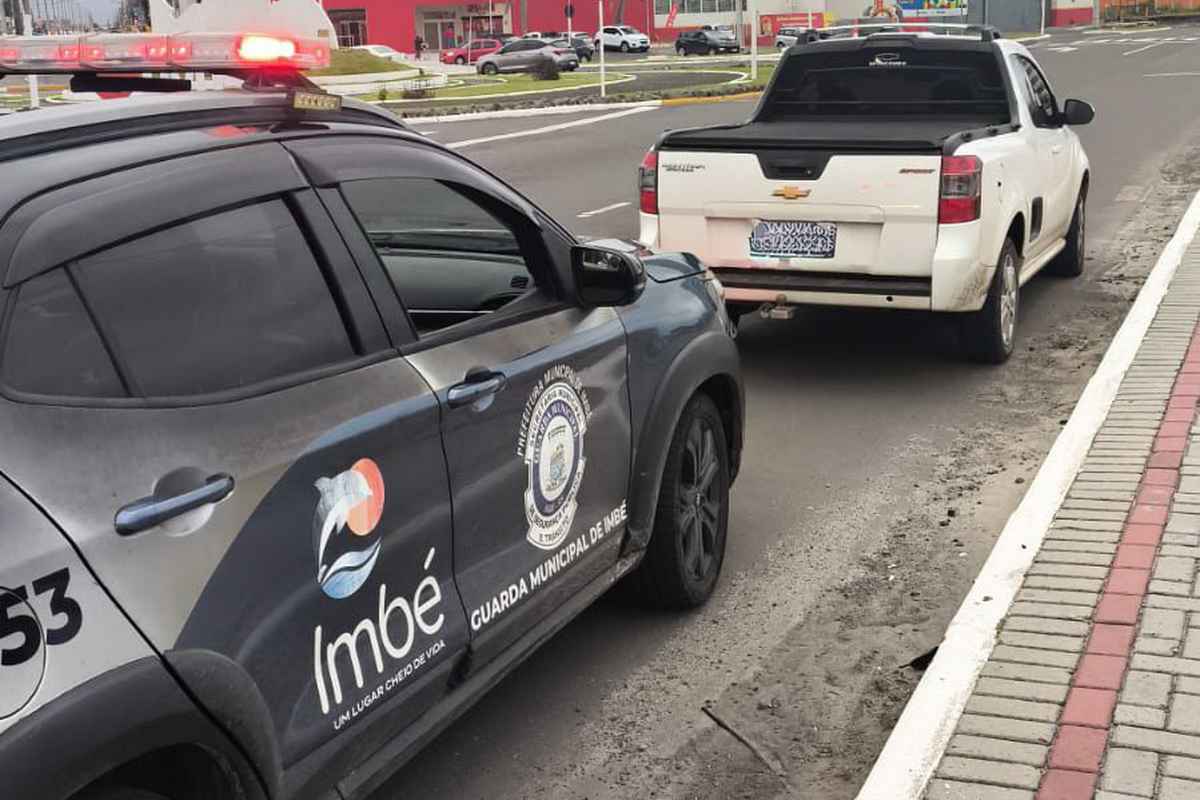 Roubo de camionete resulta em perseguição tensa e prisão na ponte entre Imbé e Tramandaí