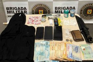 Tráfico de drogas em Capão da Canoa: suspeitos surpreendidos com balaclavas e dinheiro