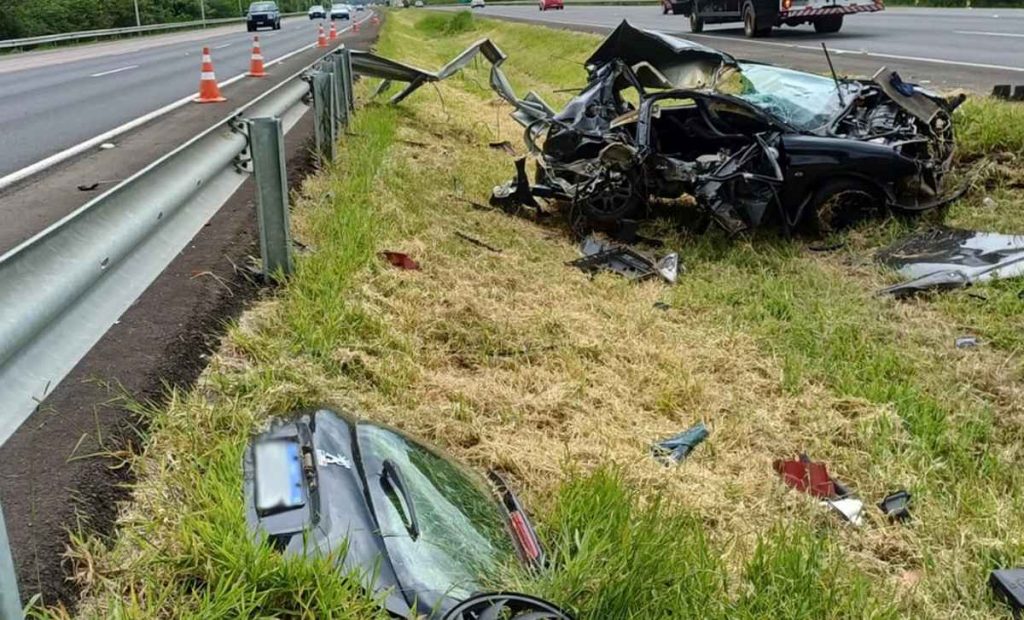 Adolescente morre em acidente na Freeway