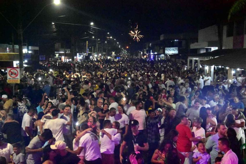 Réveillon 2026 no Litoral Norte