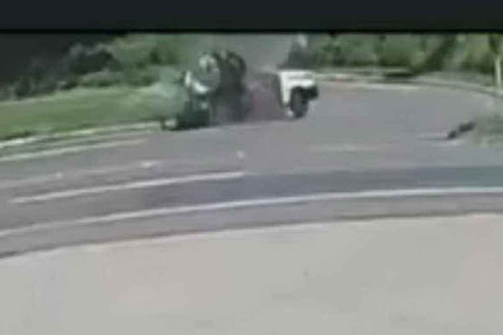 Acidente na RS-239 deixa 3 mortos após colisão entre moto e carro (vídeo)