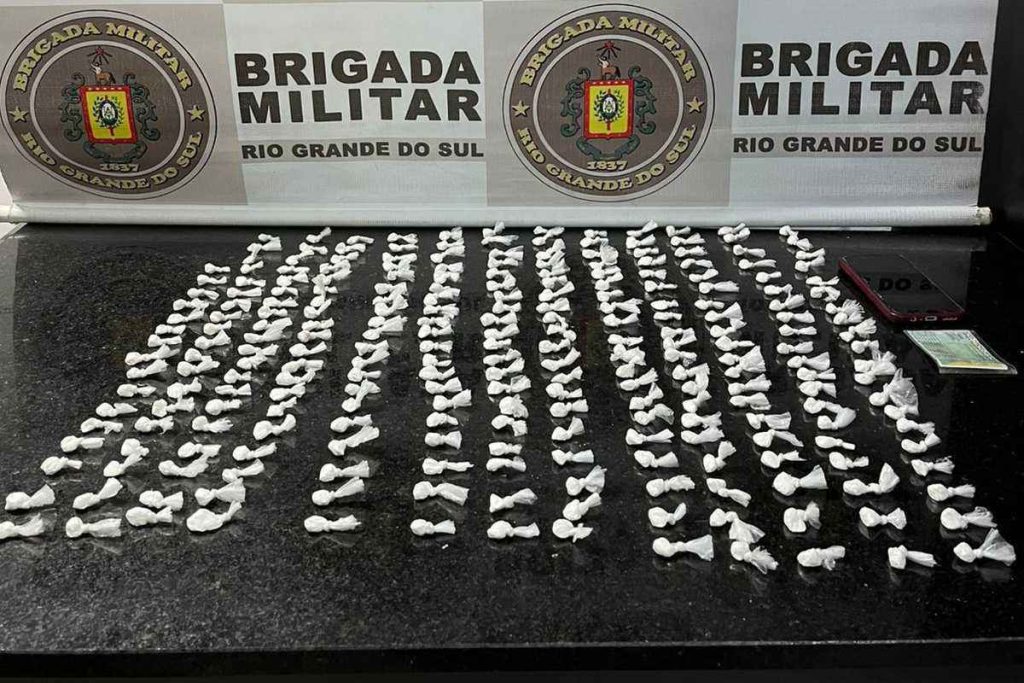 Homem com passagens policiais