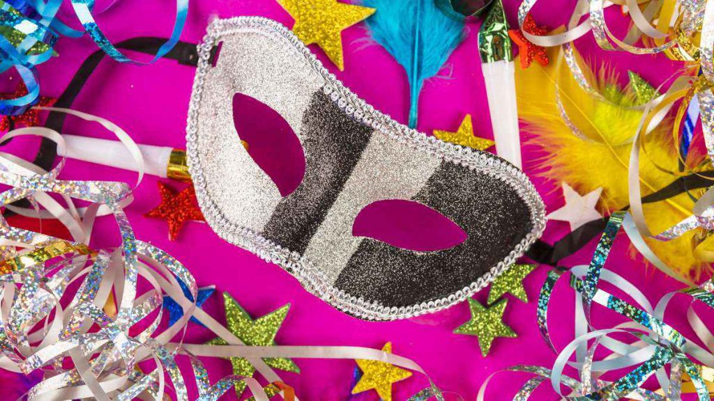 Justiça derruba "feriado" de Carnaval em cidade do RS e comércio abre