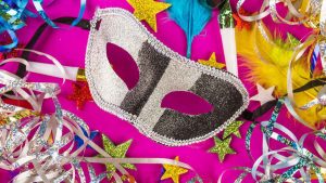 Justiça derruba "feriado" de Carnaval em cidade do RS e comércio abre