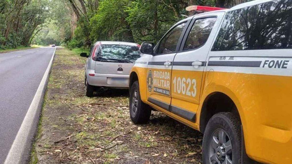 Operação Golfinho prende motorista com R$ 49 mil em multas no Litoral Norte