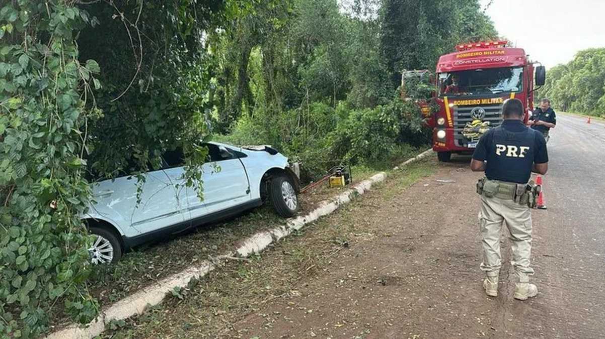 Acidente deixa homem morto e mulher e criança feridas no RS 5 Acidente