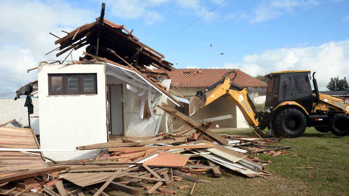 Imbé inicia demolição para construção de novo CAPS com investimento de R$ 2,4 milhões